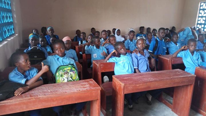 Sierra Leone_Manjoro_Klassenraum_ergebnis