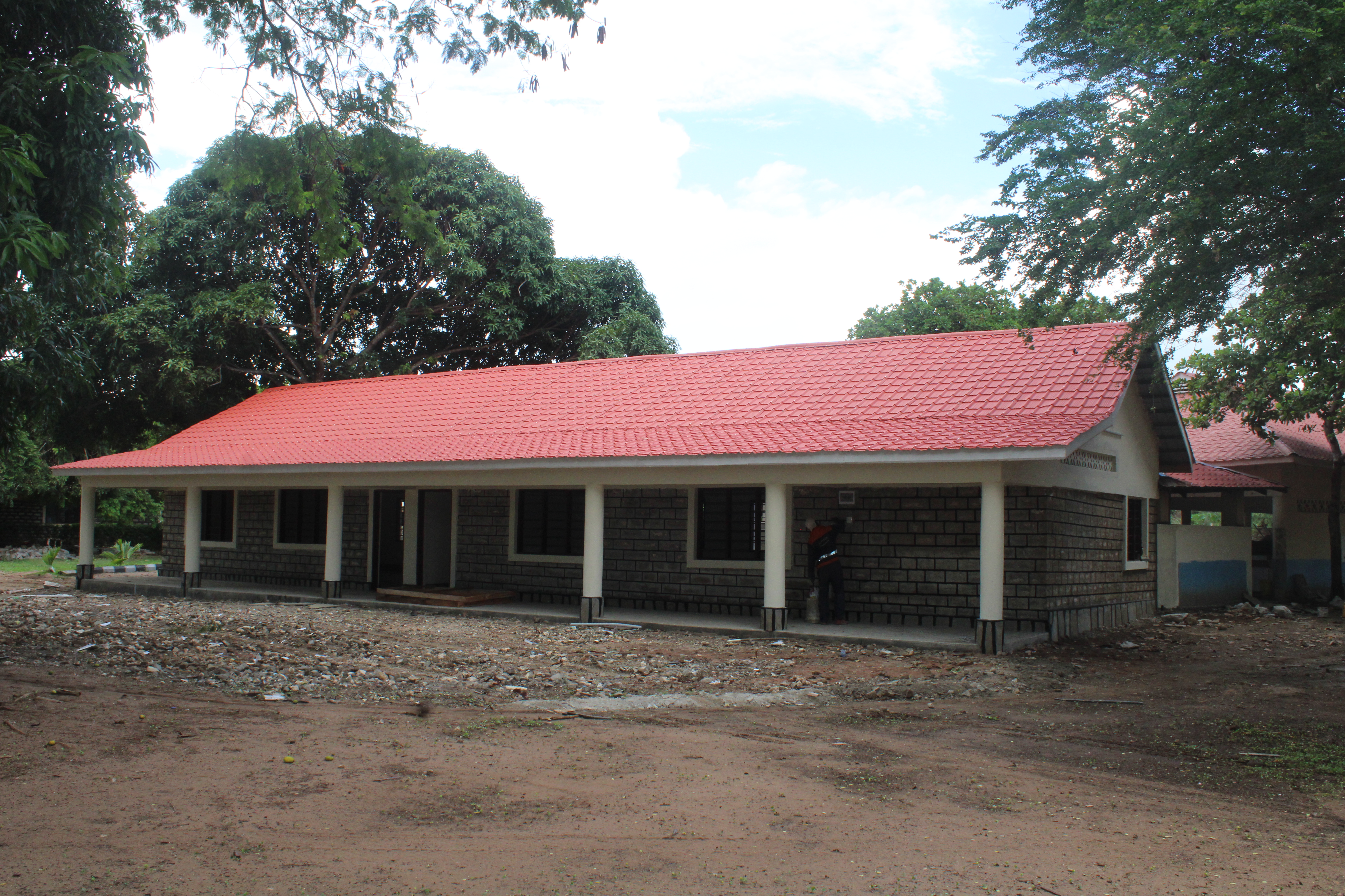 Kombani IV