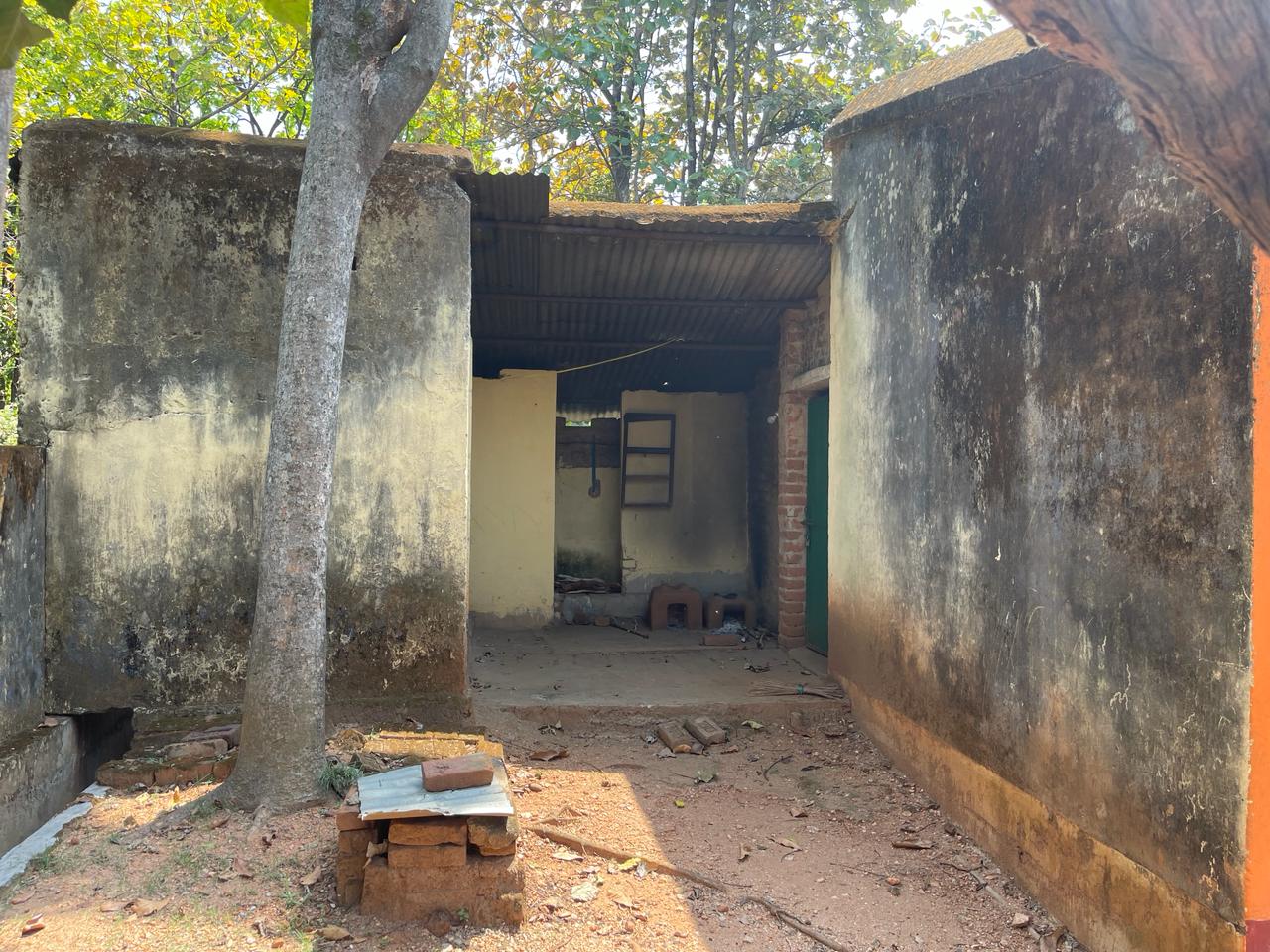 Sanitäranlagen im Child Education Center Ajodhya Hill