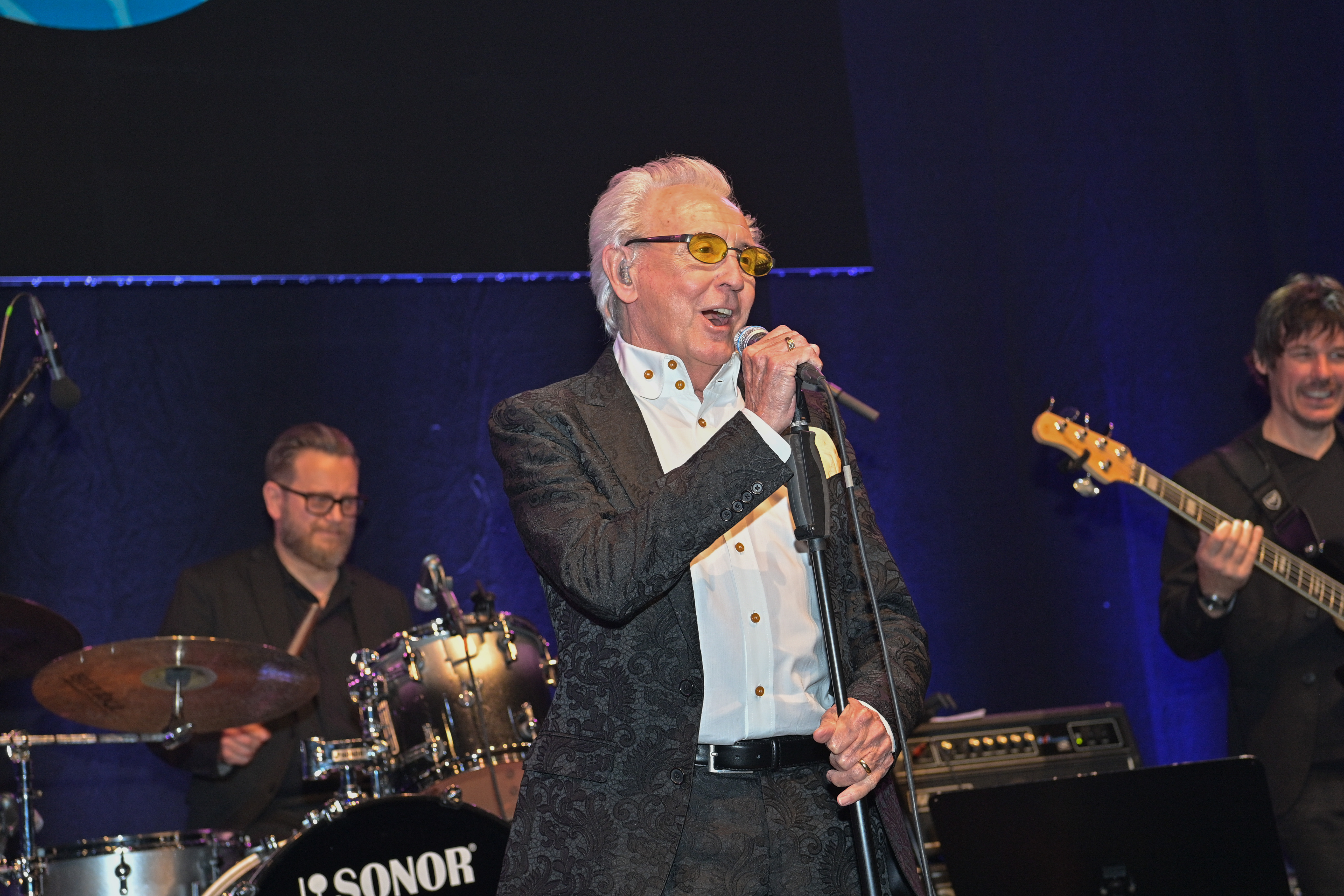05_Tony Christie